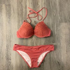 Crocheted Underwire Bikini Top with Ruched Bottoms